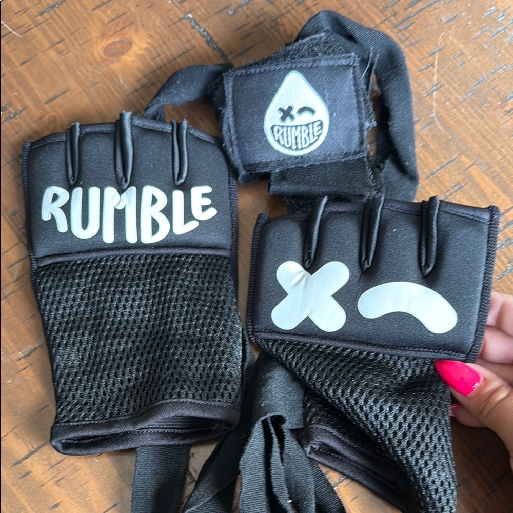 Rumble boxing wrist wraps